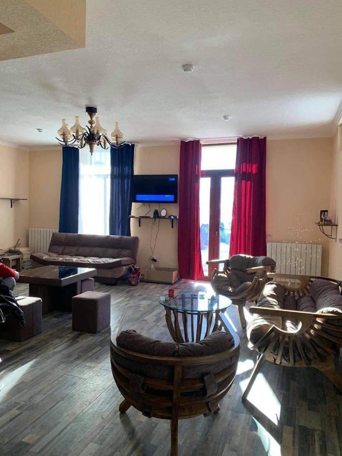 Bismillah Hotel And Restaurent Gudauri Exteriör bild